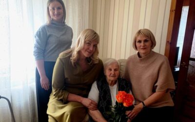 Ветерана ВОВ Надежду Никифоровну Шаграй поздравили с Днем Победы